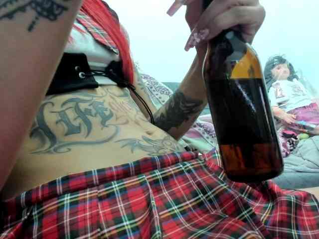 Jeniferbody webcam
