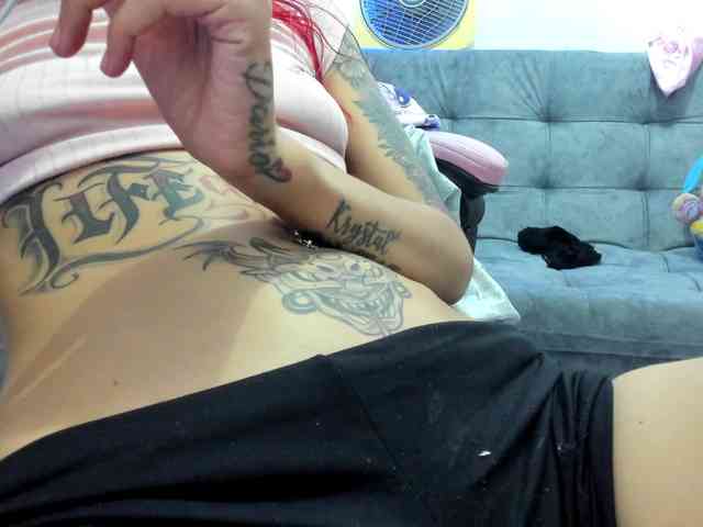Jeniferbody webcam