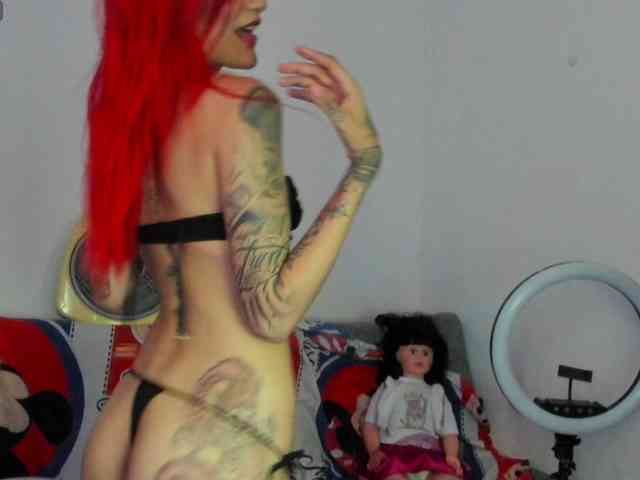 Jeniferbody webcam