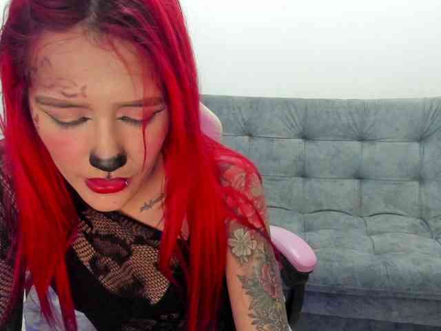 Jeniferbody webcam