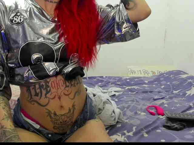 Jeniferbody webcam