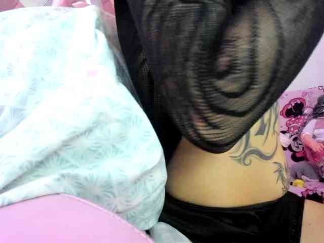 Jeniferbody webcam