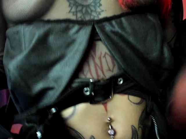Jeniferbody webcam
