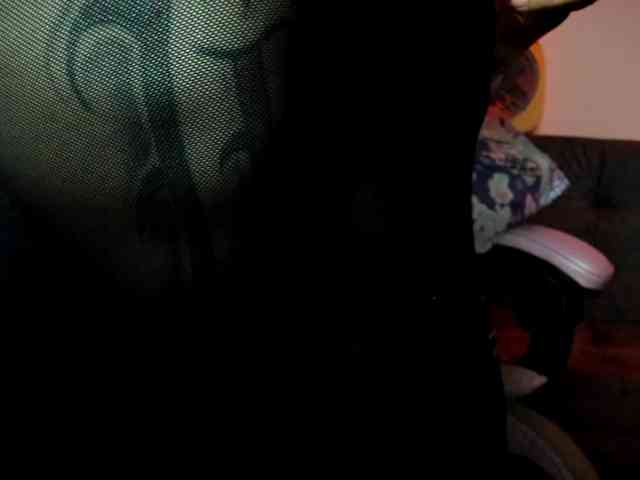Jeniferbody webcam