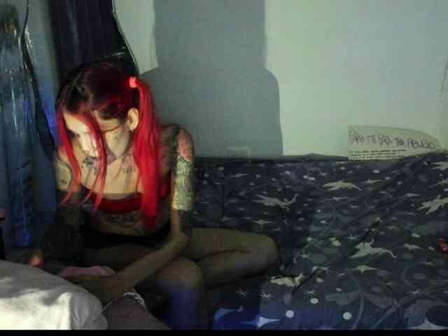 Jeniferbody webcam