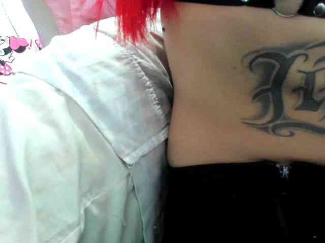 Jeniferbody webcam