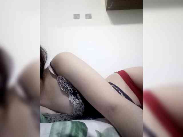 AlisaXCristal webcam