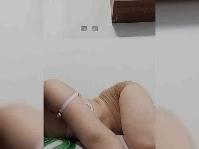 AlisaXCristal webcam