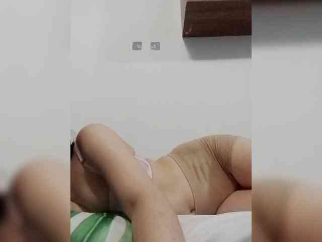 AlisaXCristal webcam