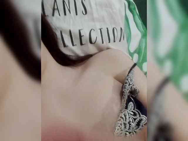 AlisaXCristal webcam