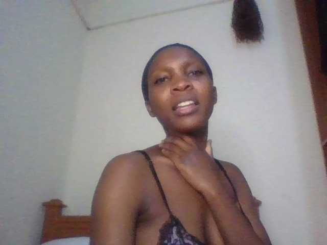 Dina-Nina live cam on BongaCams
