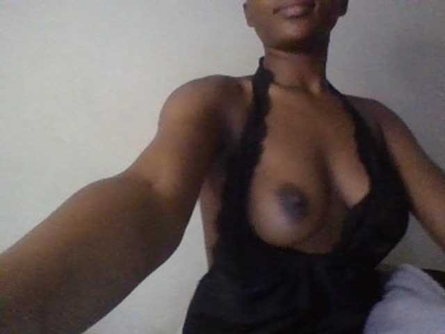 Dina-Nina live cam on BongaCams