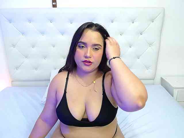 sweetcurvy webcam