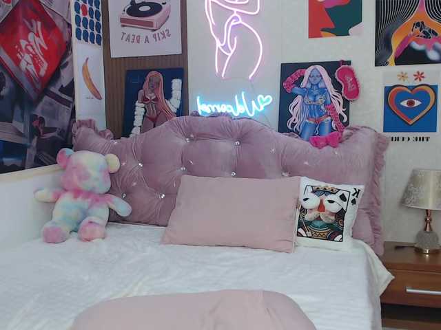 Icerebel's BongaCams show and profile