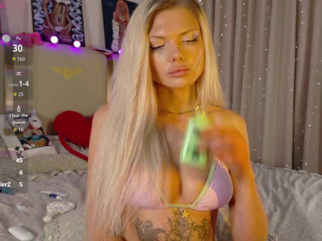 Icerebel, live now on BongaCams