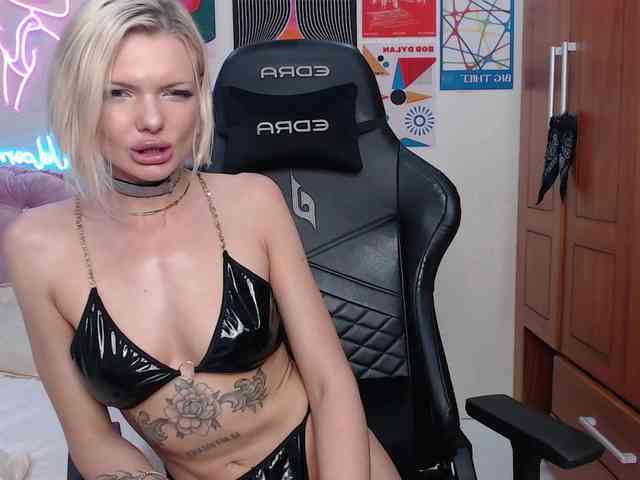 Icerebel webcam