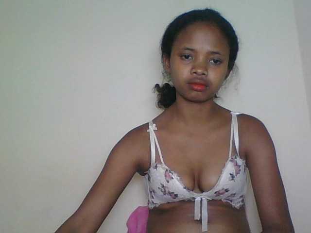 Hasley Live Cam and Statistics on UnifiedCams