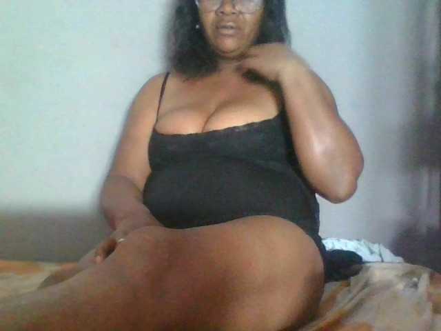Hasley live cam on BongaCams