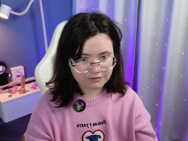 Alicezen live cam on BongaCams