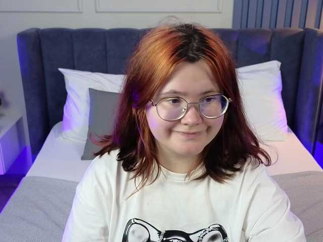 Alicezen live cam on BongaCams