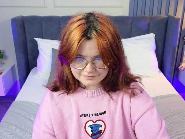 Alicezen live cam on BongaCams