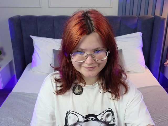 Alicezen live cam on BongaCams