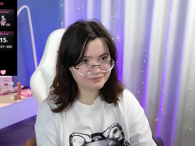 Alicezen live webcam show
