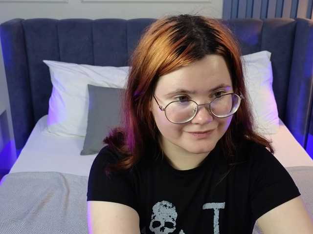 Alicezen live cam on BongaCams