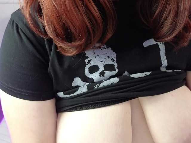 Alicezen live cam on BongaCams