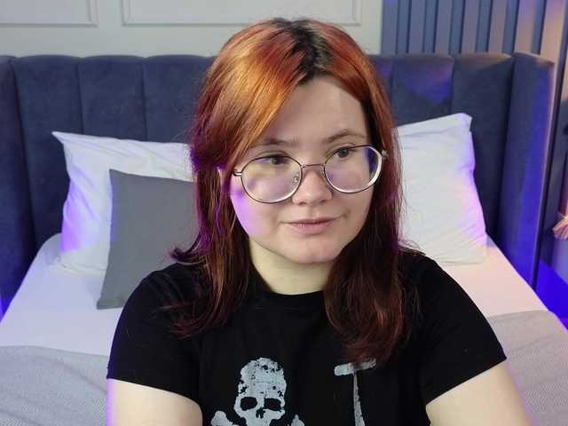 Alicezen live cam on BongaCams