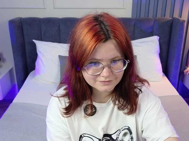 Alicezen live cam on BongaCams