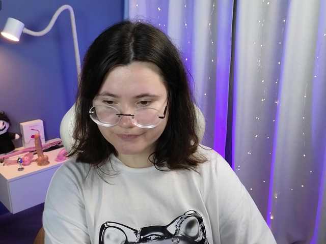 Alicezen live webcam show