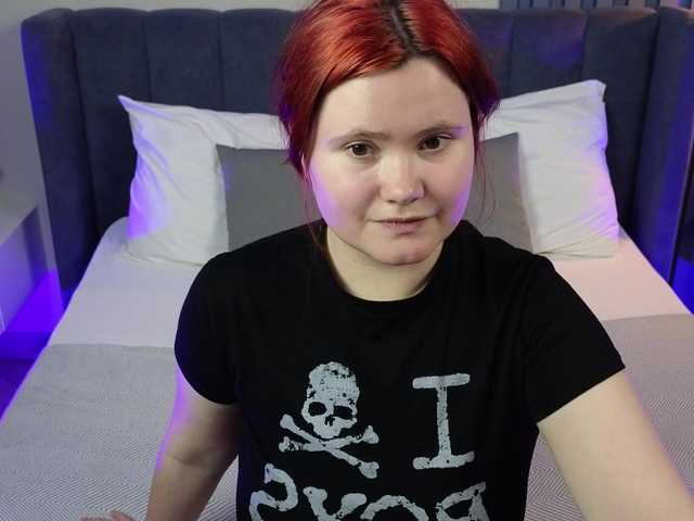 Alicezen live cam on BongaCams