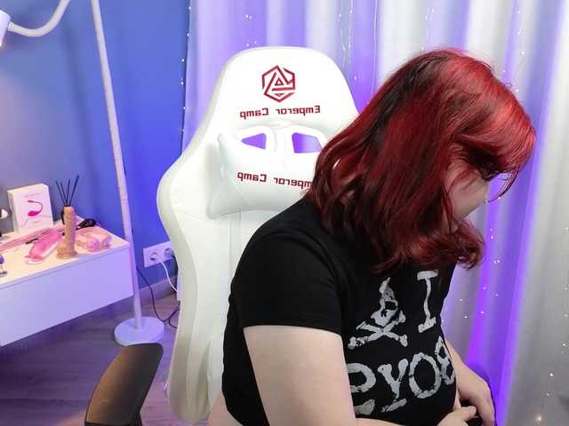 Alicezen live cam on BongaCams