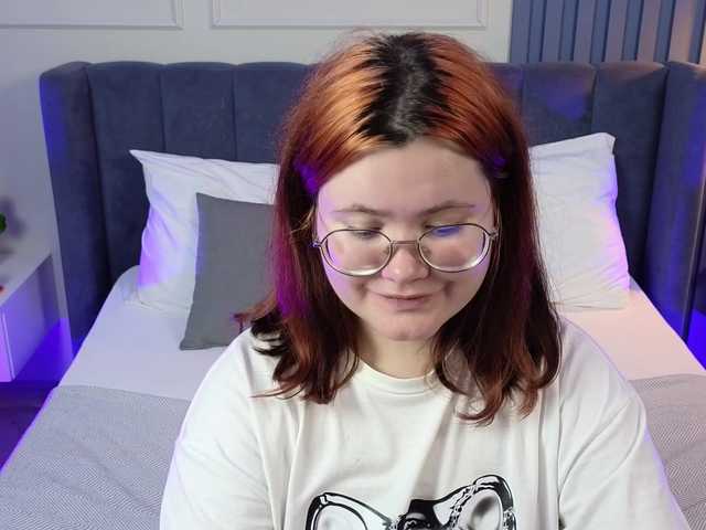 Alicezen live cam on BongaCams