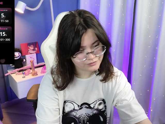 Alicezen live cam on BongaCams
