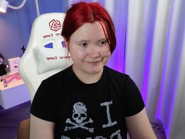 Alicezen live cam on BongaCams