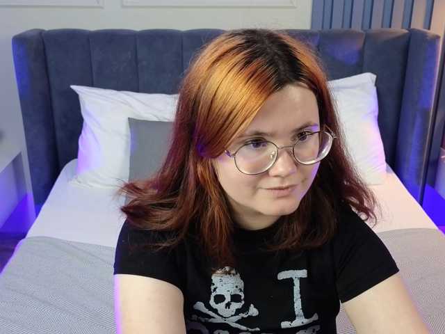 Alicezen live cam on BongaCams