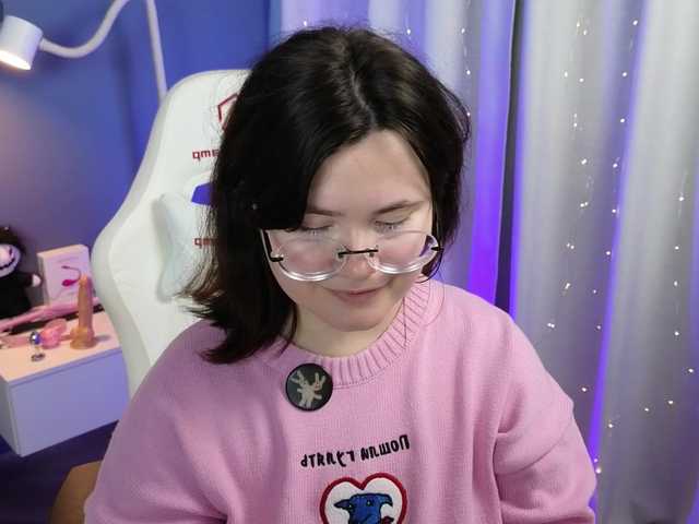 Alicezen live cam on BongaCams