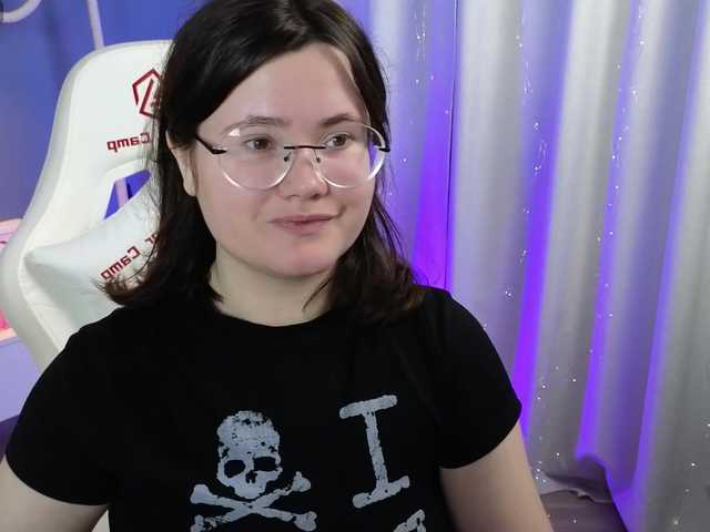 Alicezen live webcam show