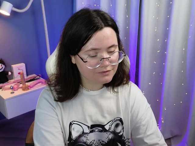 Alicezen live cam on BongaCams