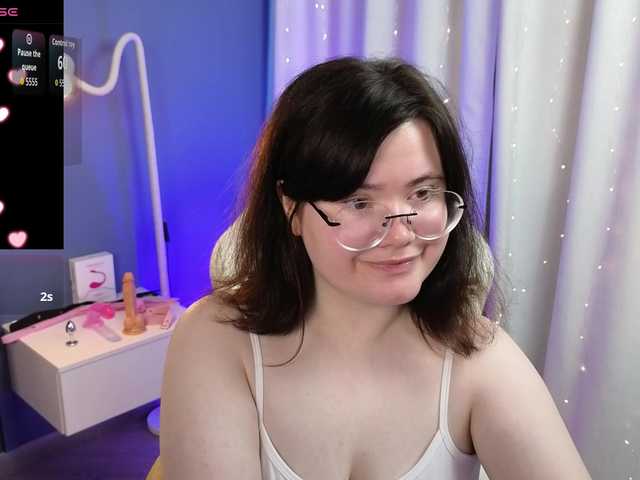 Alicezen live cam on BongaCams