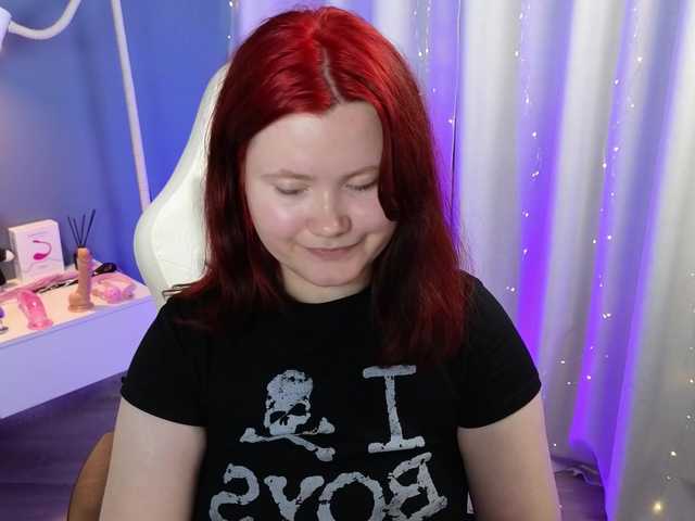 Alicezen live cam on BongaCams