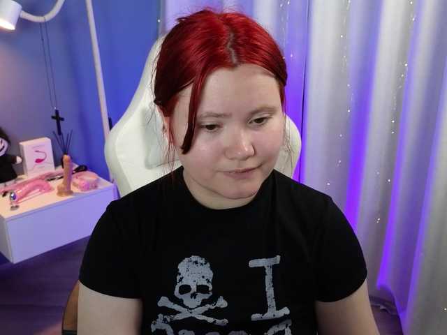 Alicezen live cam on BongaCams