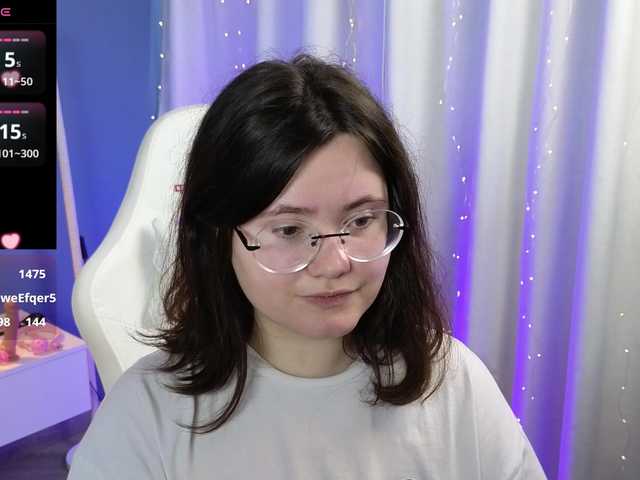 Alicezen live cam on BongaCams