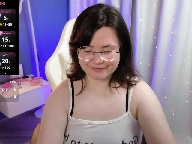 Alicezen live cam on BongaCams