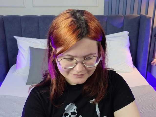 Alicezen live cam on BongaCams