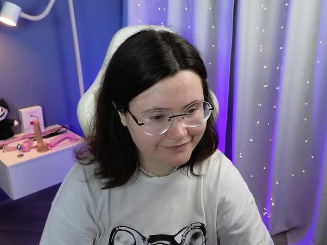 Alicezen live cam on BongaCams