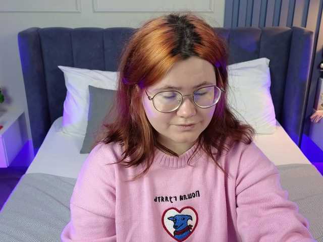 Alicezen live cam on BongaCams