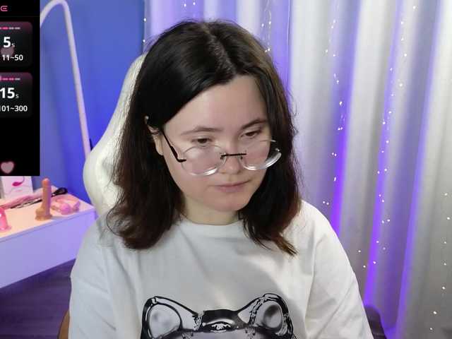 Alicezen live webcam show